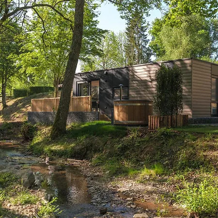 Sauwer With Hot Tub - 6 Guests Fouhren