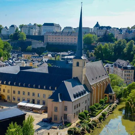 Sauwer With Hot Tub - 6 Guests 別荘 Tandel