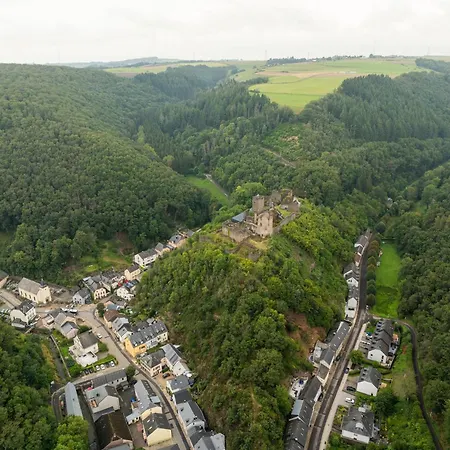 Sauwer With Hot Tub - 6 Guests Tandel