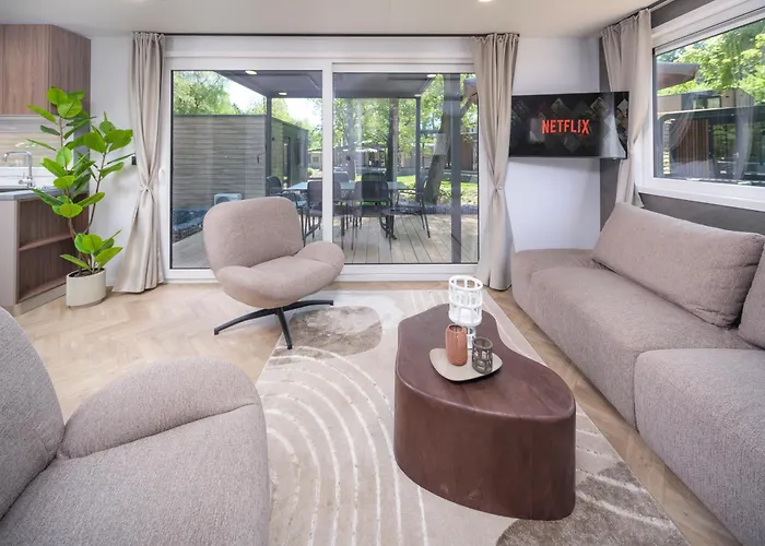 Sauwer With Hot Tub - 6 Guests بيت للعطل