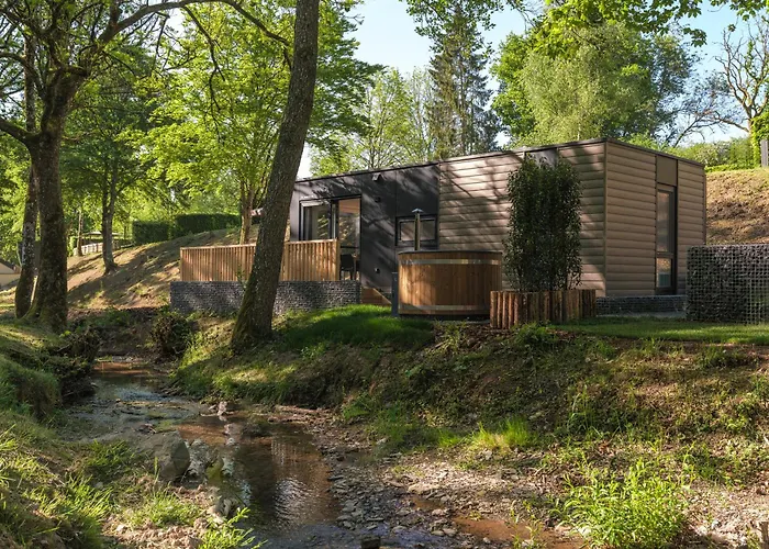 Sauwer With Hot Tub - 6 Guests Tandel