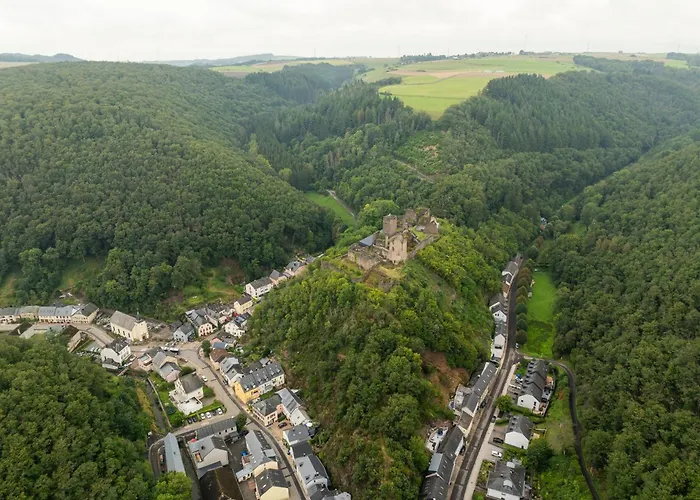 Sauwer With Hot Tub - 6 Guests Tandel